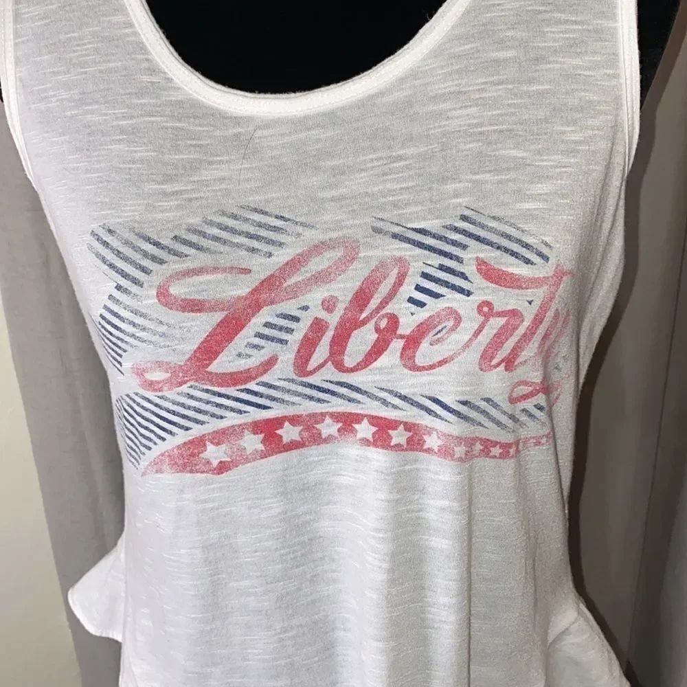 #127 Tank top - Picture 2 of 4